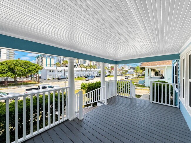 Building Photo - 2 bedroom, 1 bath in Daytona Beach