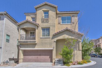 Building Photo - 6952 Canary Ivy Way