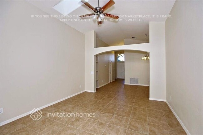 Building Photo - 11235 Crystal Glen Blvd