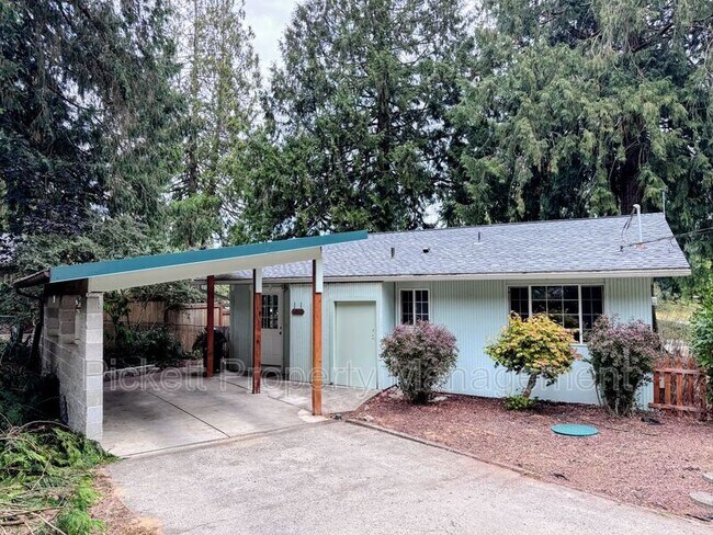Foto del edificio - 12812 Lake Ave NW