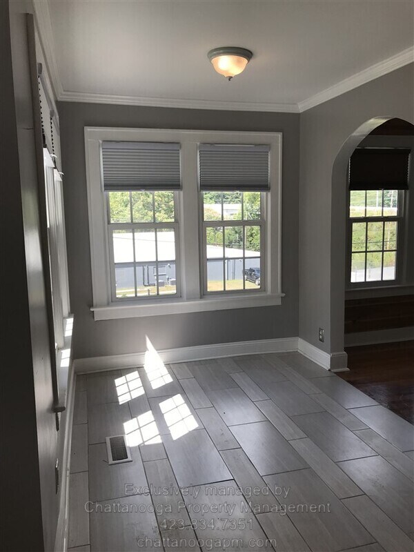 Foto del edificio - 1108 Ashmore Ave