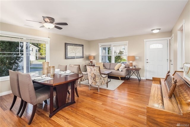 Building Photo - Stunning Renton Home