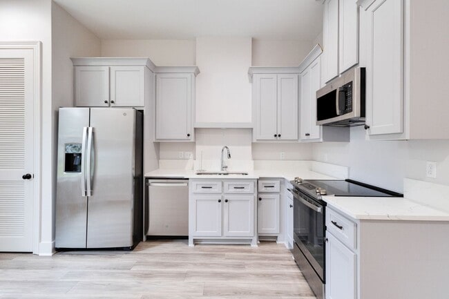 Foto del edificio - 114 S Jefferson St