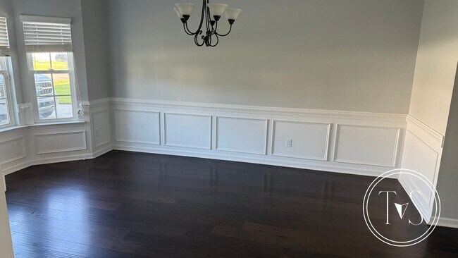 Foto del edificio - 983 Oak Crest Dr
