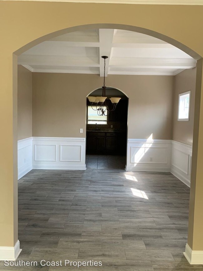 Foto del edificio - 4 br, 2.5 bath House - 606 NE Murray Crossing