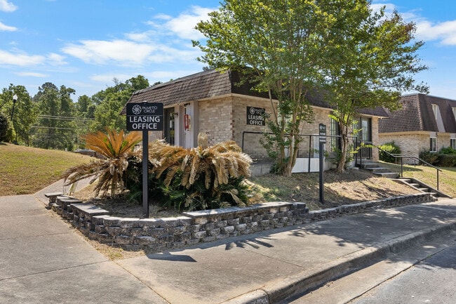 Building Photo - Savannah Ridge