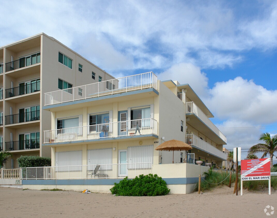 Primary Photo - Parkhill