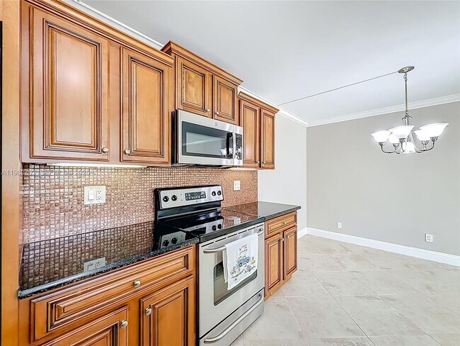 Foto del edificio - 1350 River Reach Dr