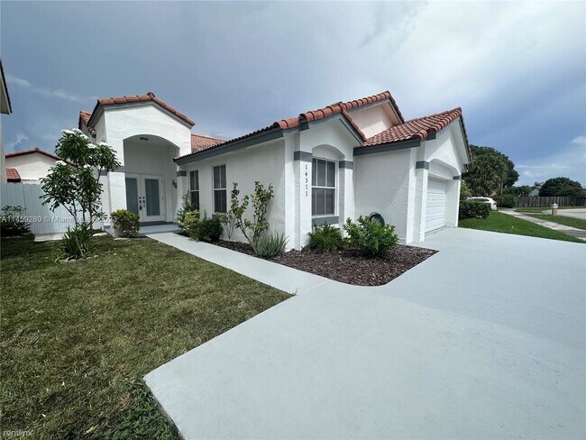 Foto del edificio - 3 br, 2 bath House - 14311 SW 90th Ter