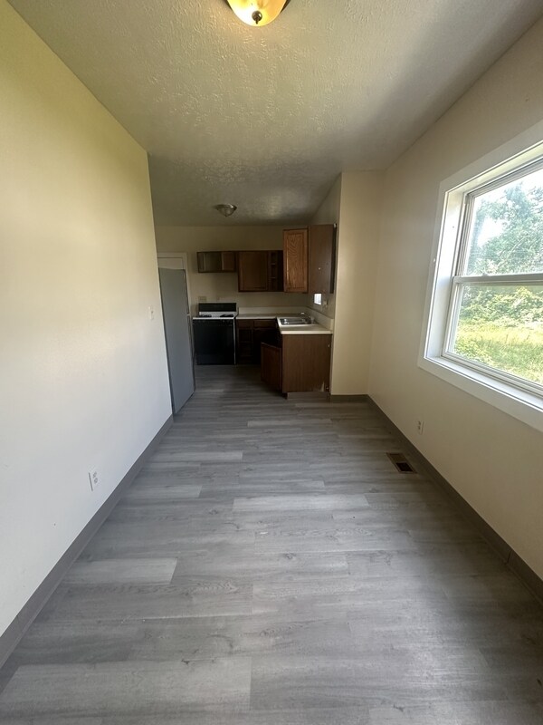 Foto del edificio - 3626 E 143rd St