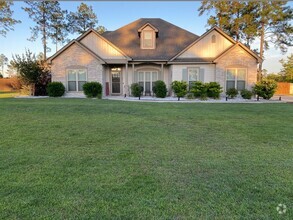 Building Photo - 7366 Woodbend Trail