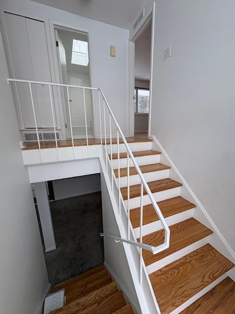 Foto del edificio - 255 Brookside Dr