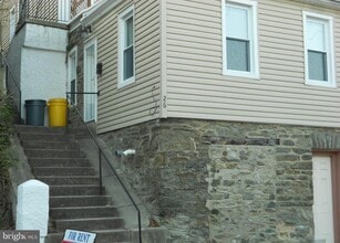 Building Photo - 26 Jefferson St