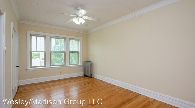 Building Photo - 504-649 Wesley Ave