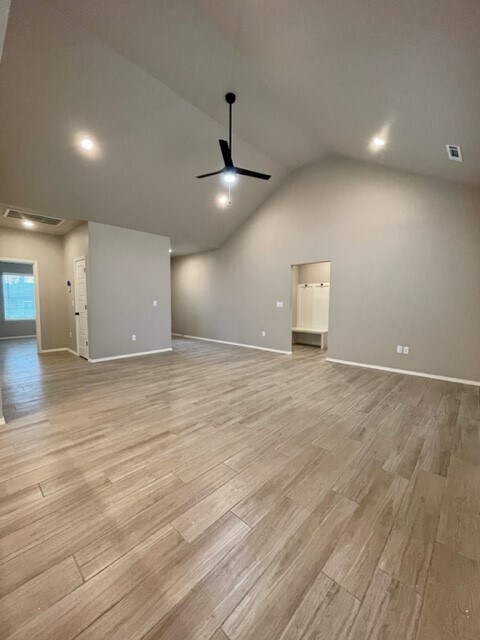 Foto del edificio - 663 Brimwood St