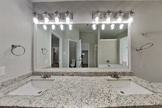 Building Photo - 4911 Lake Daniel Ct