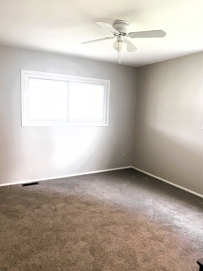 Dormitorio número 3 - 1611 Ludean Dr