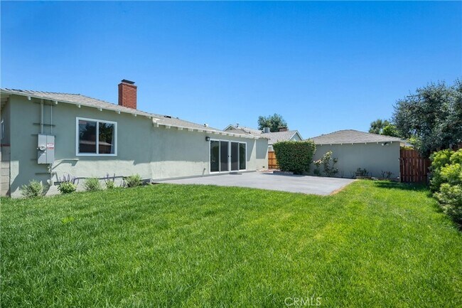 Foto del edificio - 16824 Calahan St