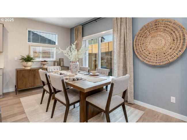 Building Photo - 9218 SE Azalea St