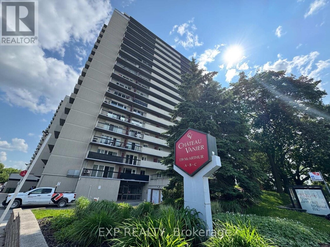 Photo principale - 158-158A McArthur Ave.
