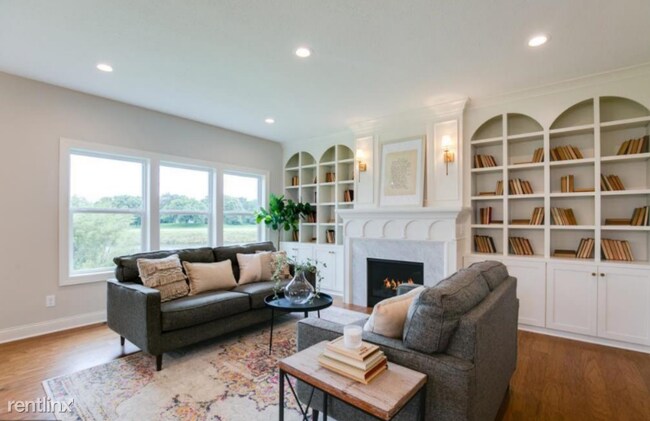 4 Br 4 Bath House 12470 Cottonwood St Nw House For Rent In