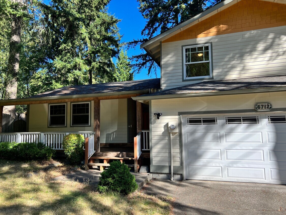 Primary Photo - 6712 Sierra Dr SE