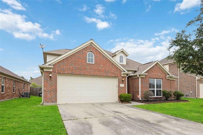 Building Photo - 6439 Hardwood Dale Way Dr