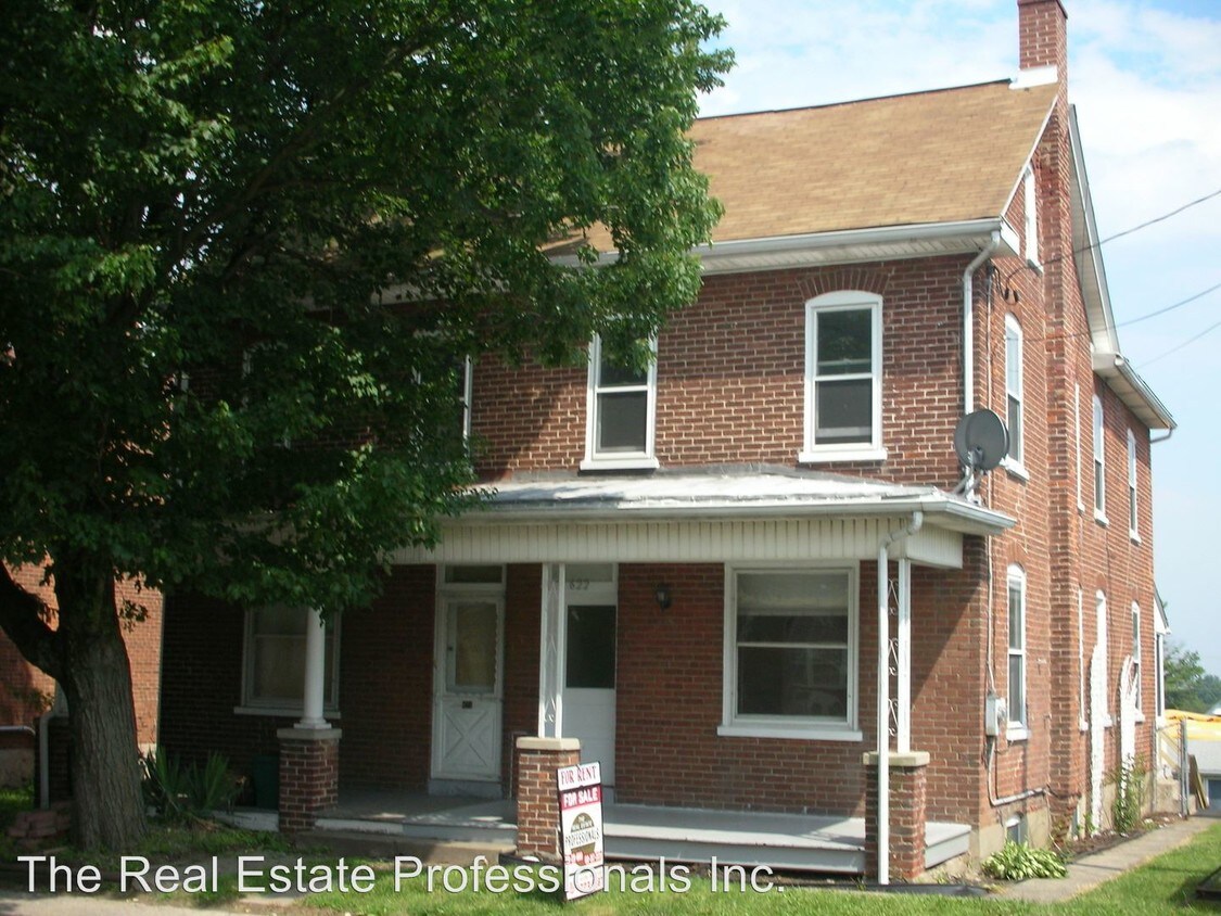 Primary Photo - 4 br, 1.5 bath House - 622 N. Reading Avenue