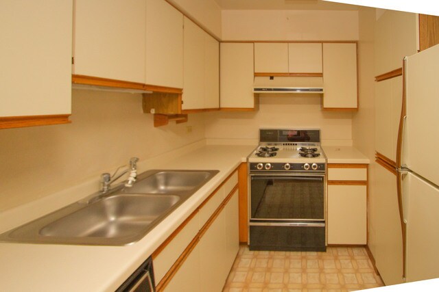 Foto del edificio - 1503 Milwaukee Ave