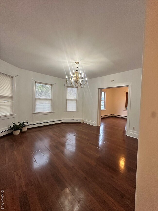 Foto del edificio - 37 Redmond Ave