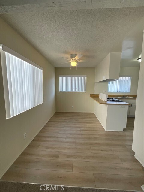 Foto del edificio - 16772 Blanton Lane