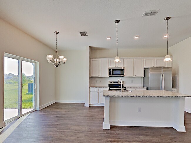Building Photo - 5813 Hampton Creek Road