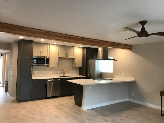 Foto del edificio - 7430 E Chaparral Rd