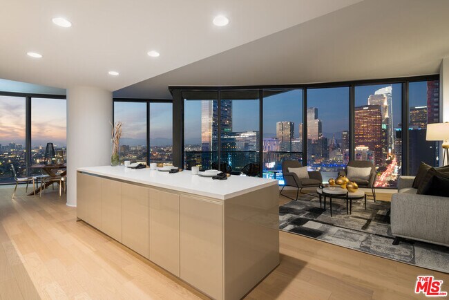 Building Photo - 1200 S Figueroa St