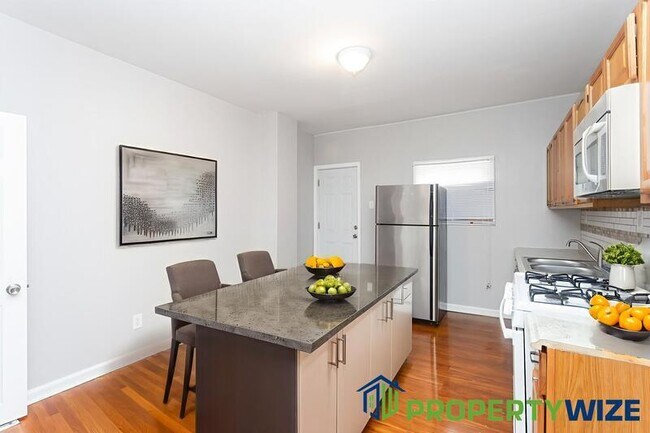 Foto del edificio - 2608 McElderry St