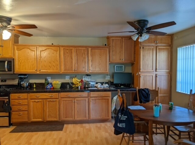 Building Photo - 2020 Tanglewood Dr