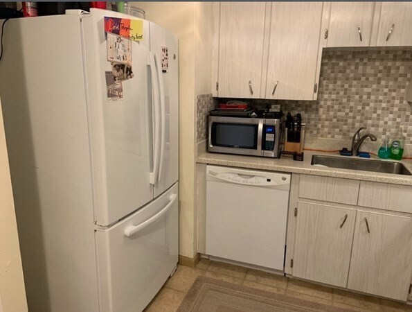 Building Photo - 15 Scottfield Rd