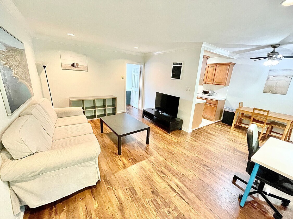 Foto del edificio - 3771 Jasmine