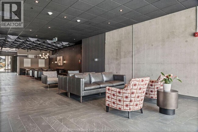 Photo du bâtiment - 1624 Lauzon Rd