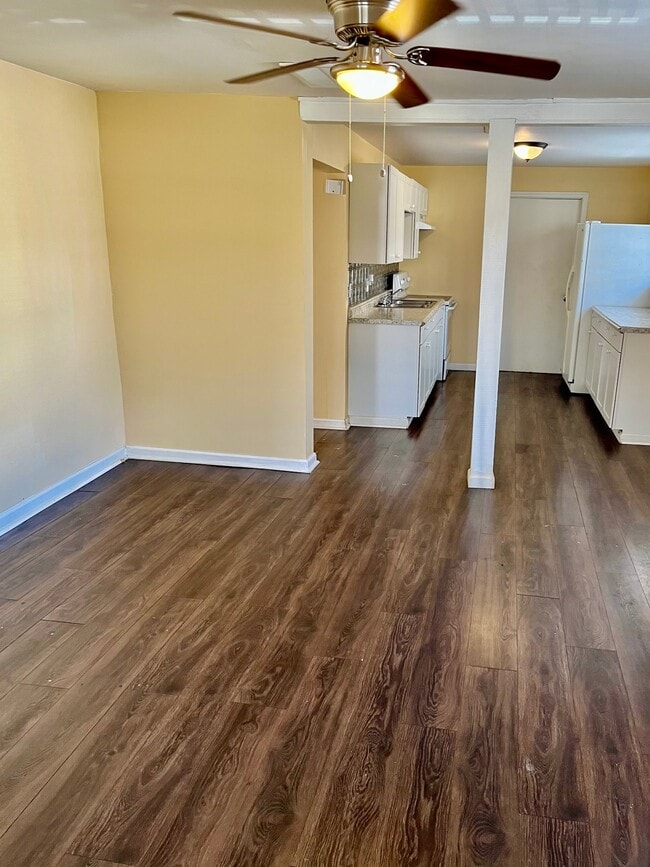 Building Photo - 1506 Ivy Heights