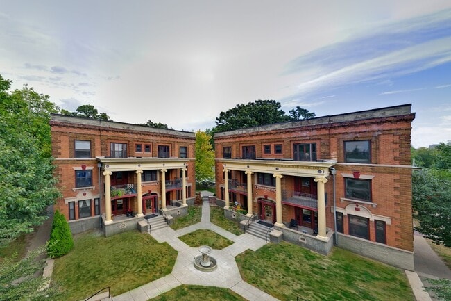 Building Photo - Historic Wellsport Portwell Flats