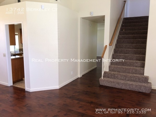 Foto del edificio - 13742 Berkeley Ct
