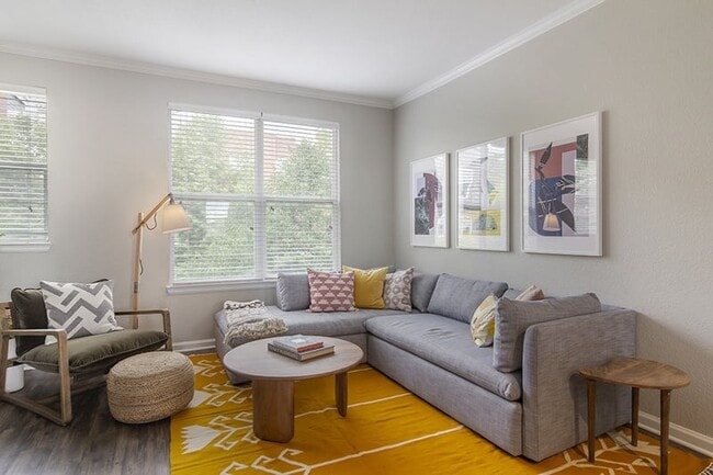 Building Photo - Bell Bradburn