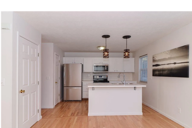 Foto del edificio - Get $1,000 off your security deposit OR $2...