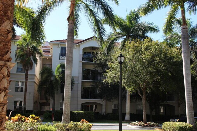 Building Photo - 2114 Tuscany Way