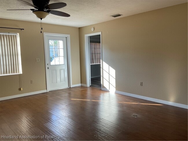 Building Photo - 106 Karola Dr