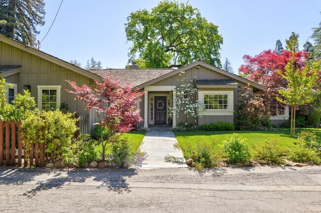 Foto del edificio - 1003 Olive St