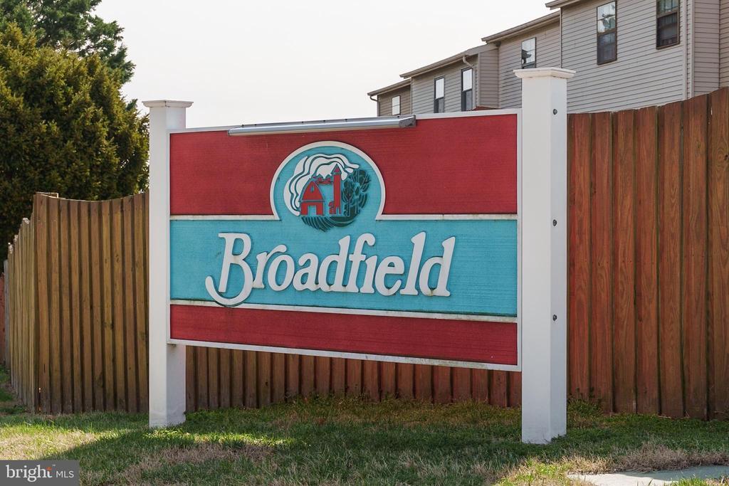 Building Photo - 12 Casey Ct