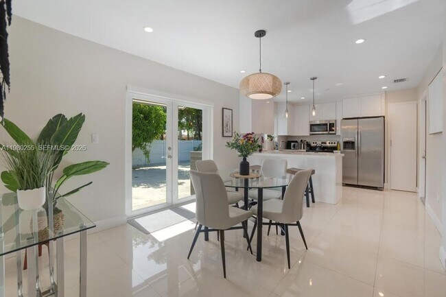 Foto del edificio - 20560 NW 17th Ave