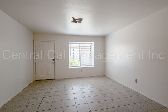 Foto del edificio - 4201 Kilterbury Ln